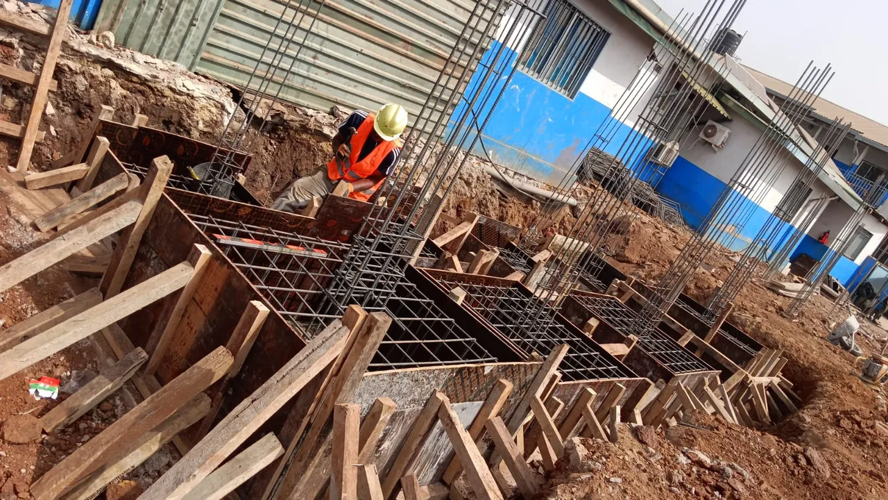 Hospital block construction
